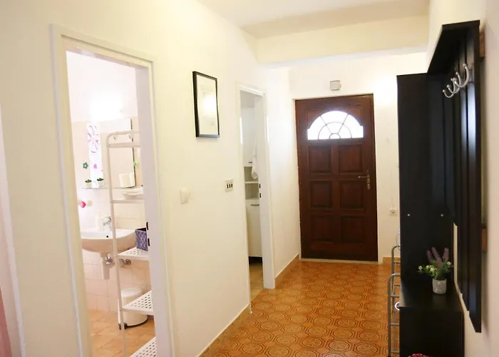 With A Parking Space - 13579 Apartament Split